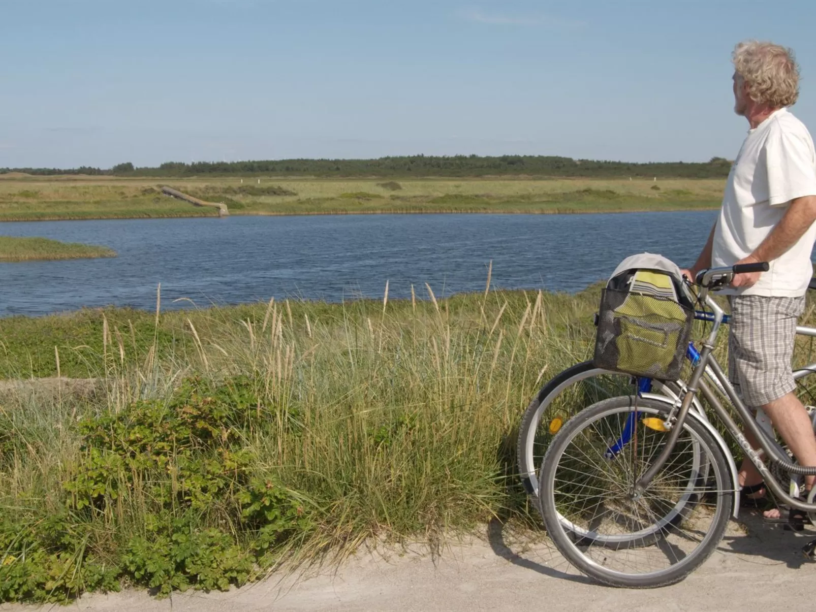 "Katha" -  from the sea-Buiten