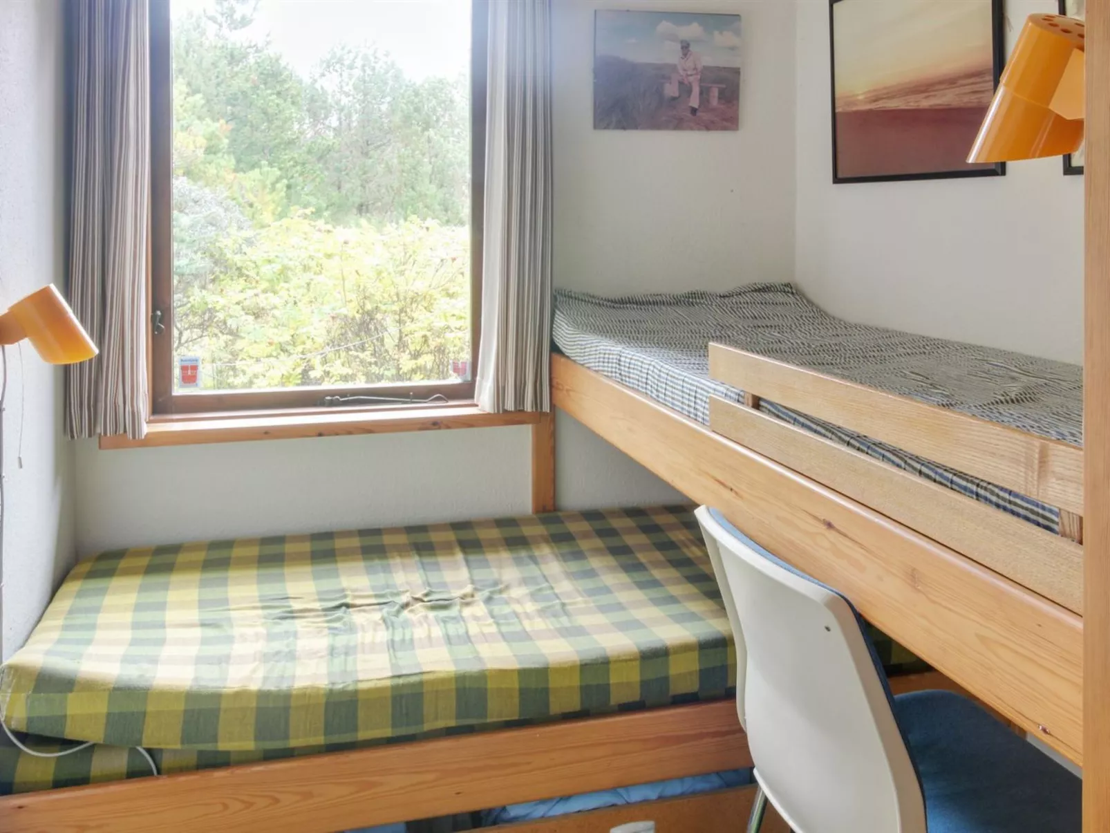 "Eine" - 800m from the sea-Binnen