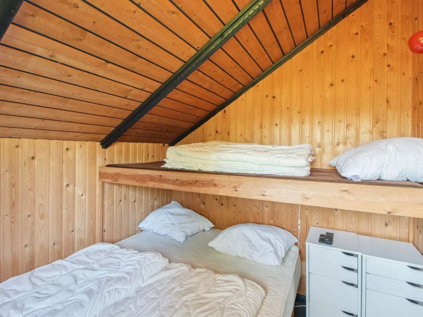 "Melba" - 8km from the sea-Binnen