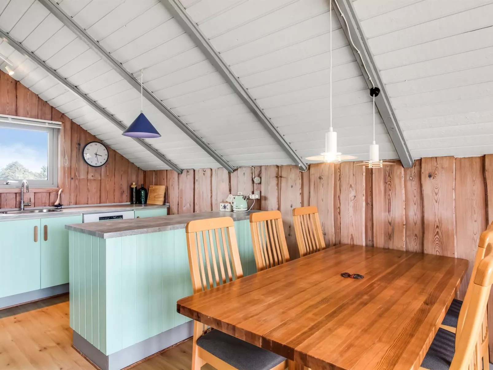 "Andrina" - 200m from the sea-Binnen