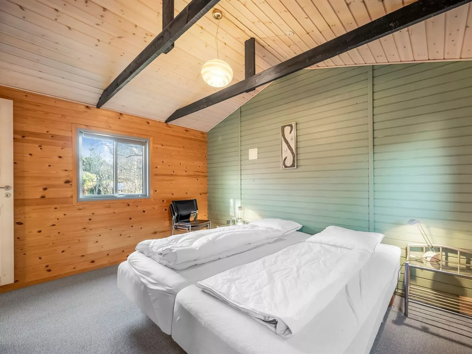 "Alpi" - 250m to the fjord-Binnen