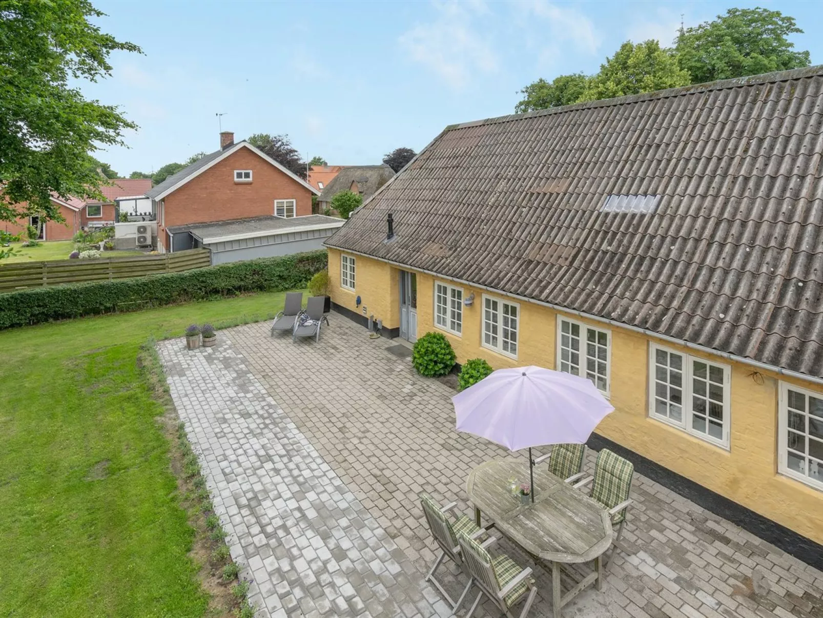 "Ilsa" - 9.8km from the sea-Buiten