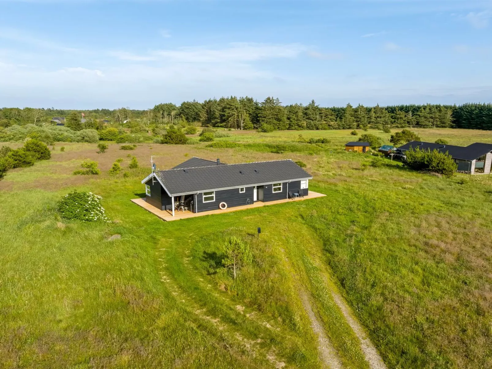 "Sulki" - 3.5km from the sea-Buiten