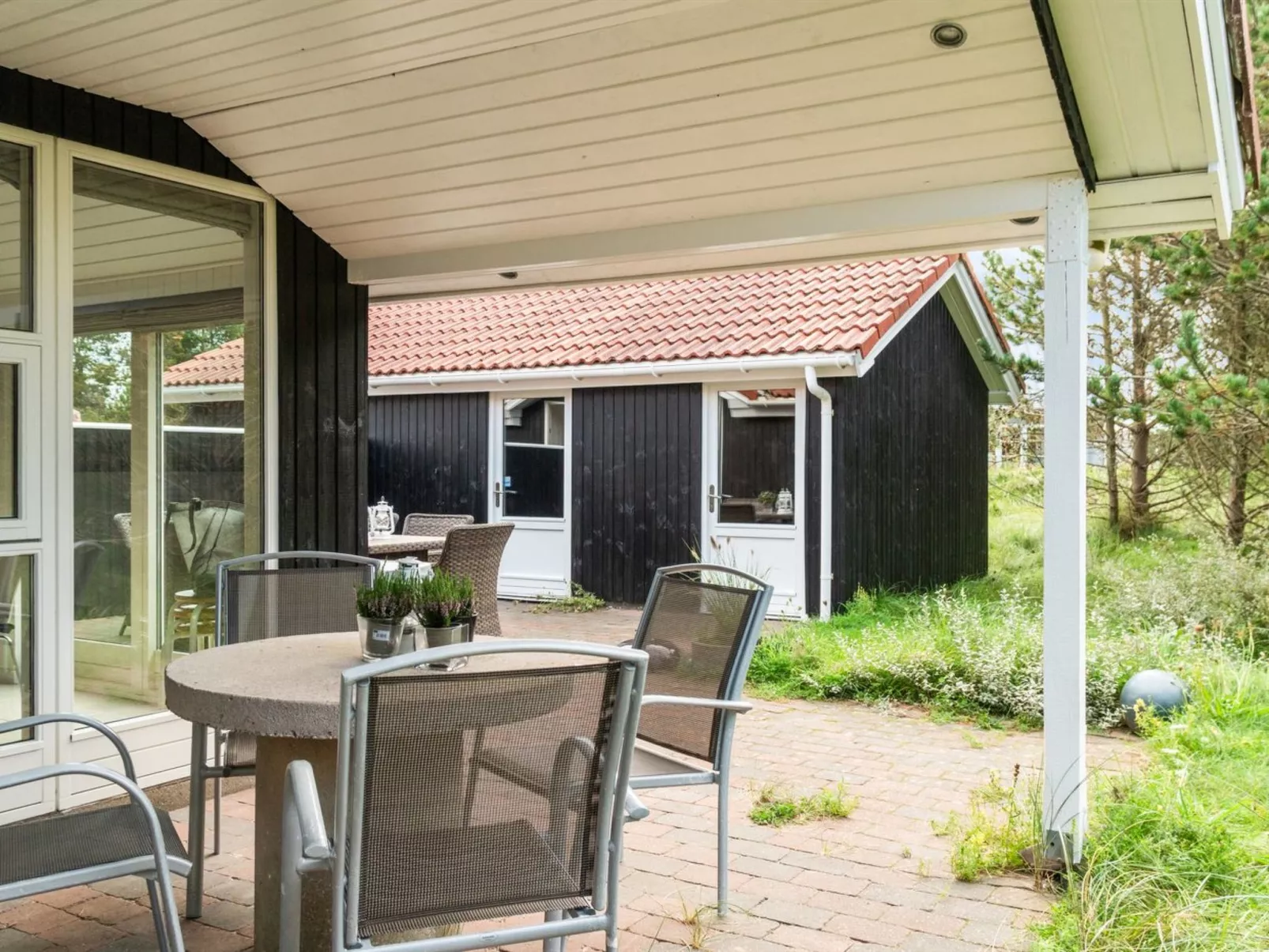 "Henkil" - 700m from the sea-Buiten