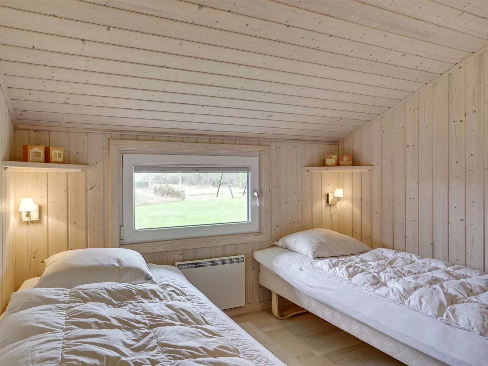 "Joella" - 200m from the sea-Binnen