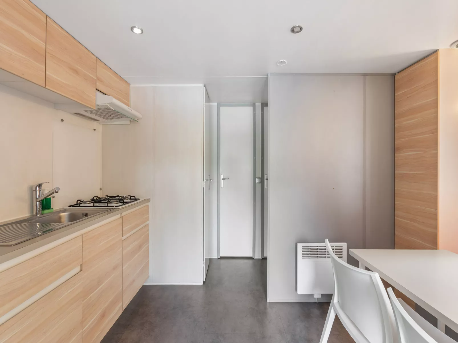 Sunset Terrace-Binnen