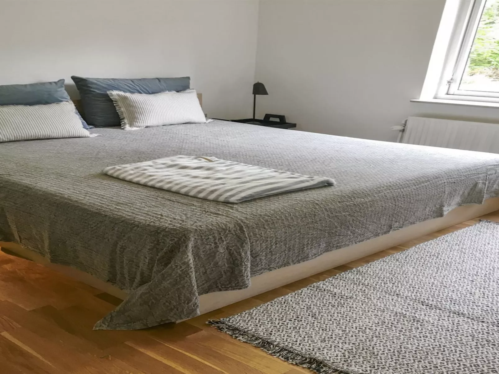 "Flor" - 900m from the sea-Binnen