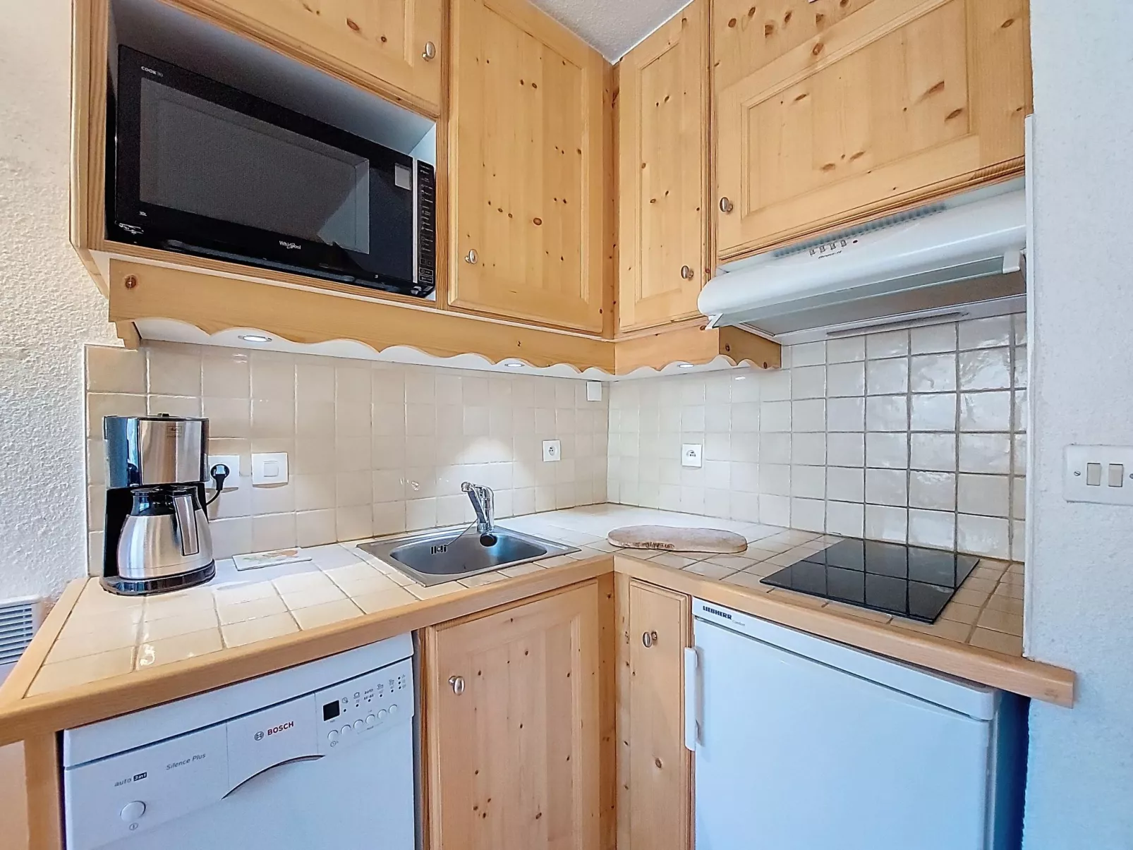 Brelin Evons 401-Binnen