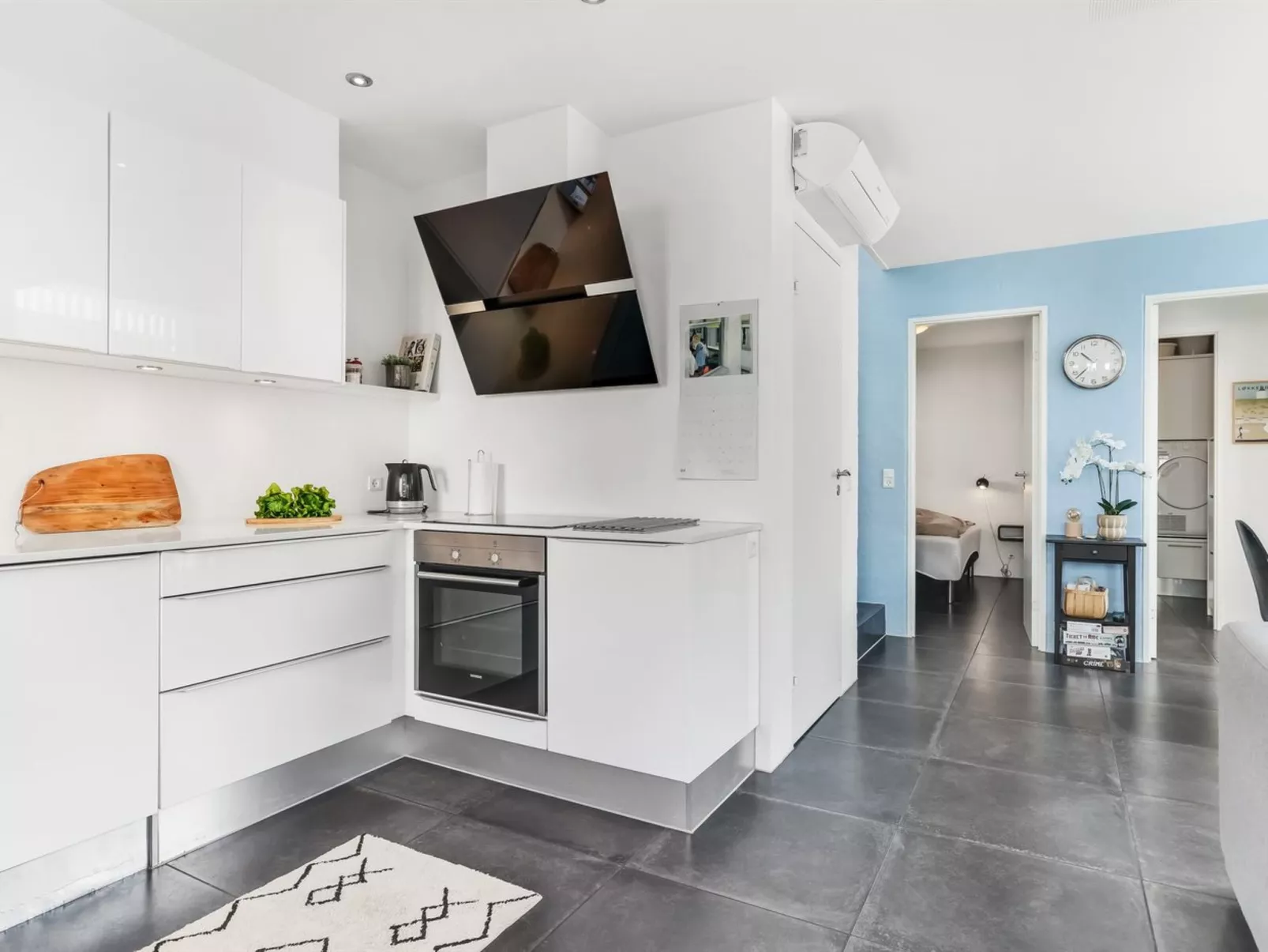 "Hilma" - 600m from the sea-Binnen