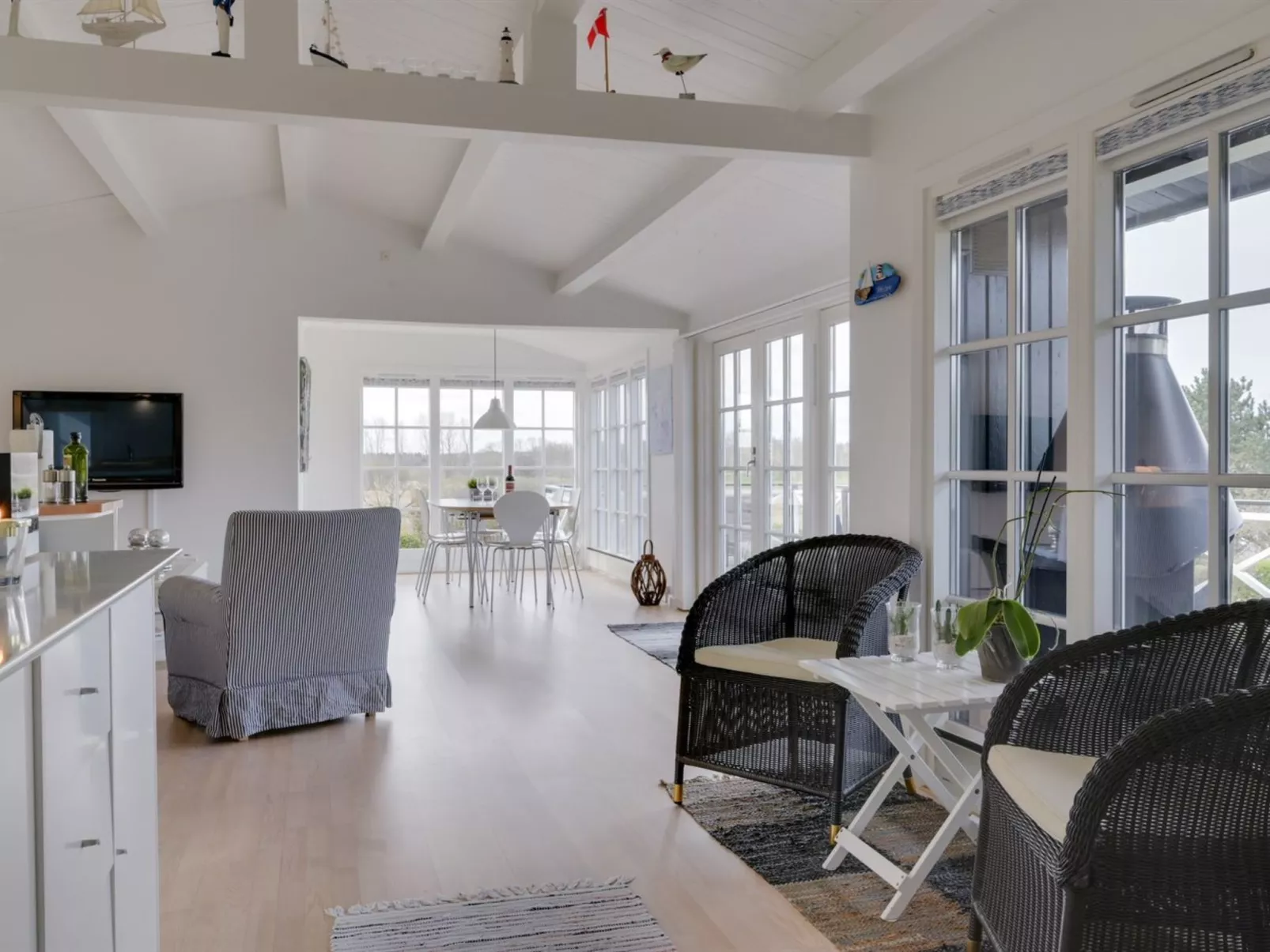 "Ylermi" - 1.5km from the sea-Binnen