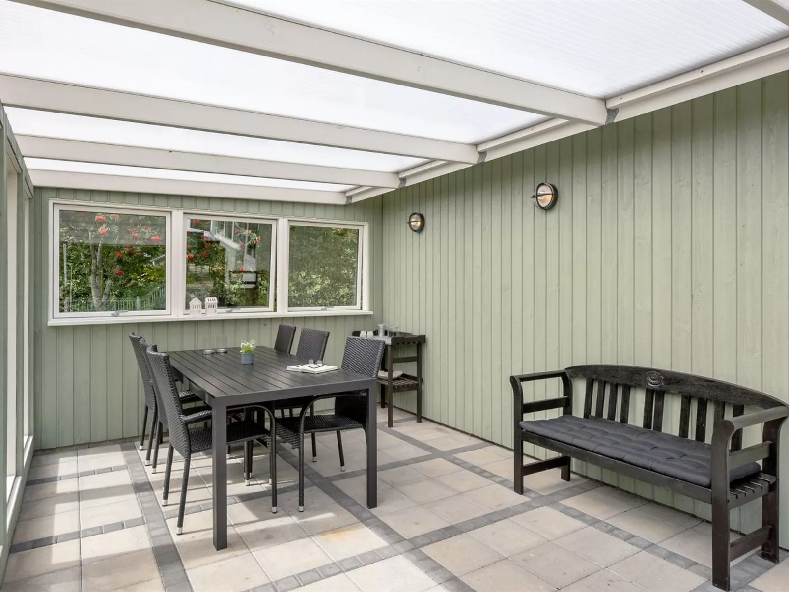 "Anabella" - 400m to the fjord-Buiten