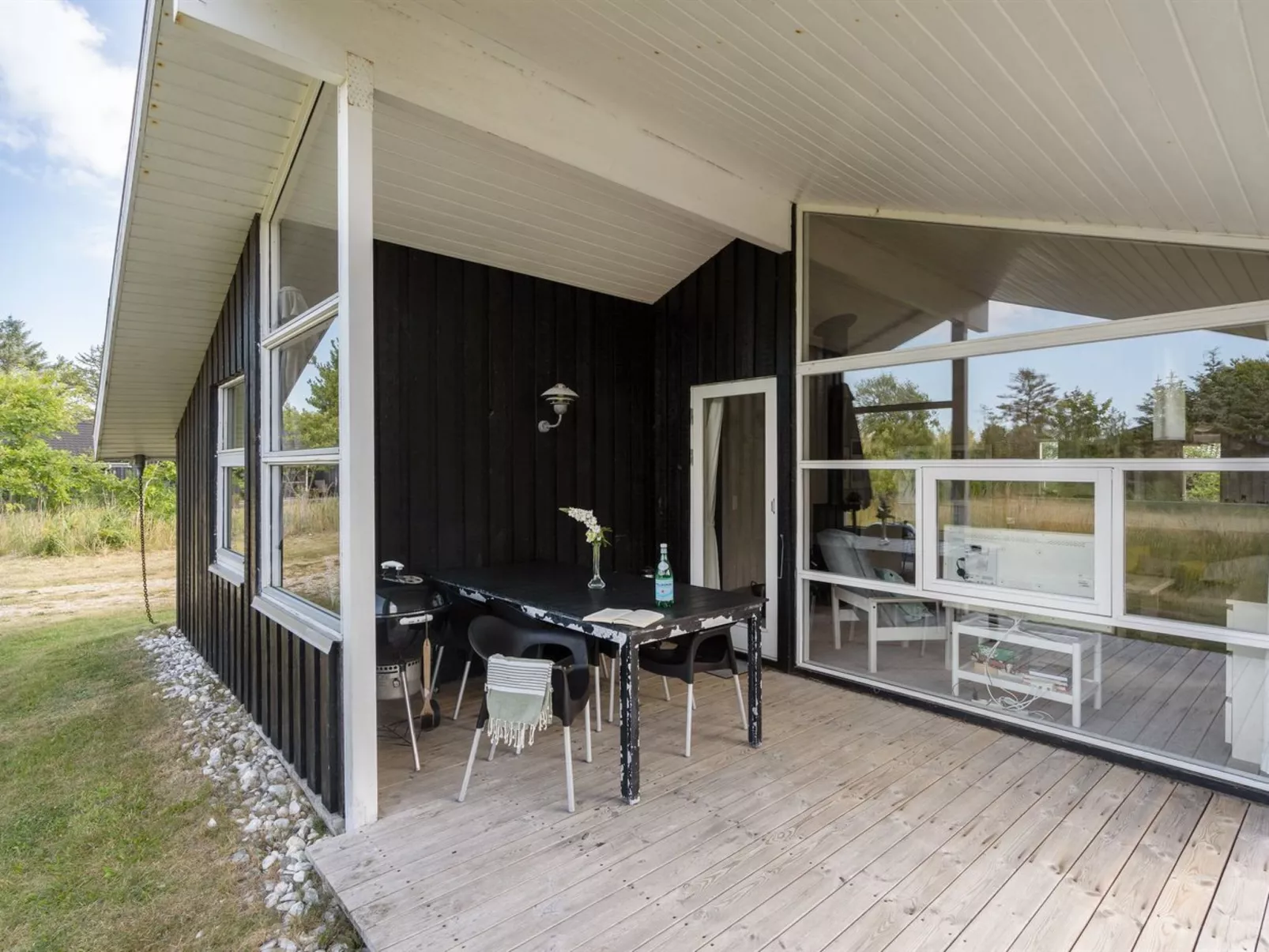 "Anahi" - 3km from the sea-Buiten