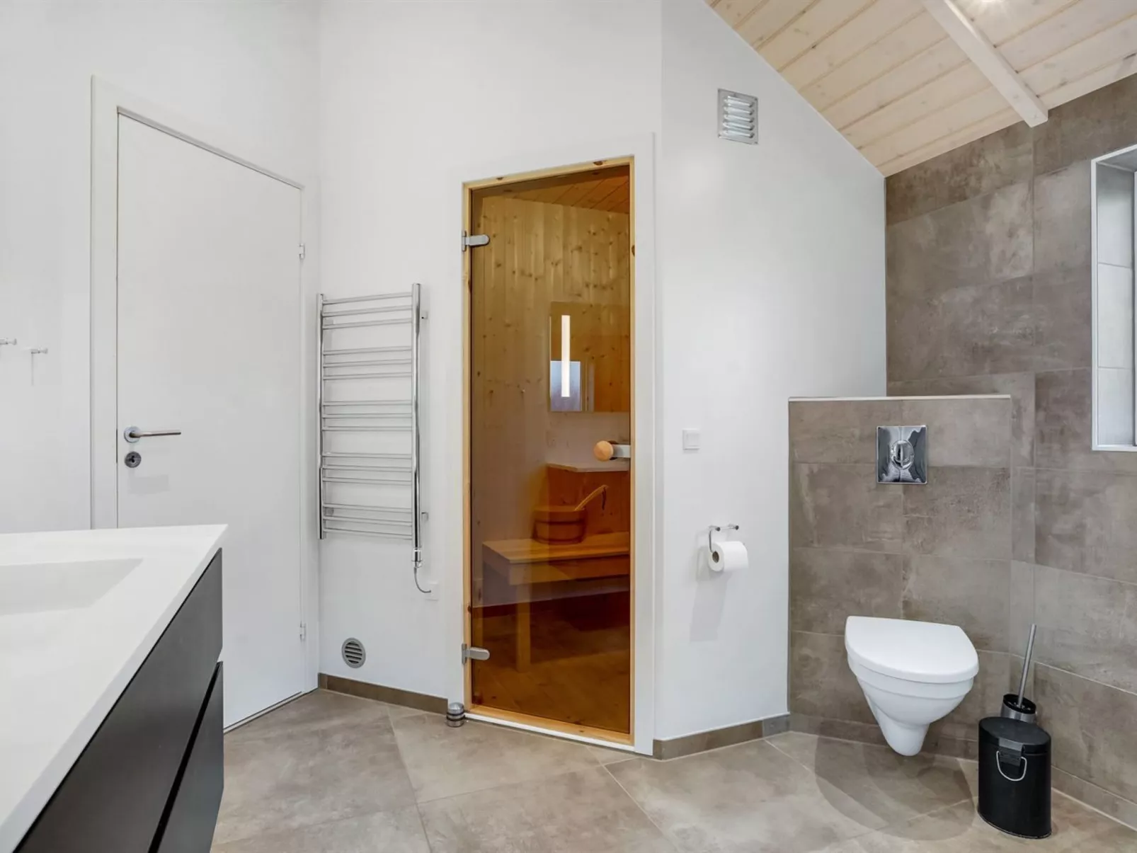 "Ano" - 950m from the sea-Binnen