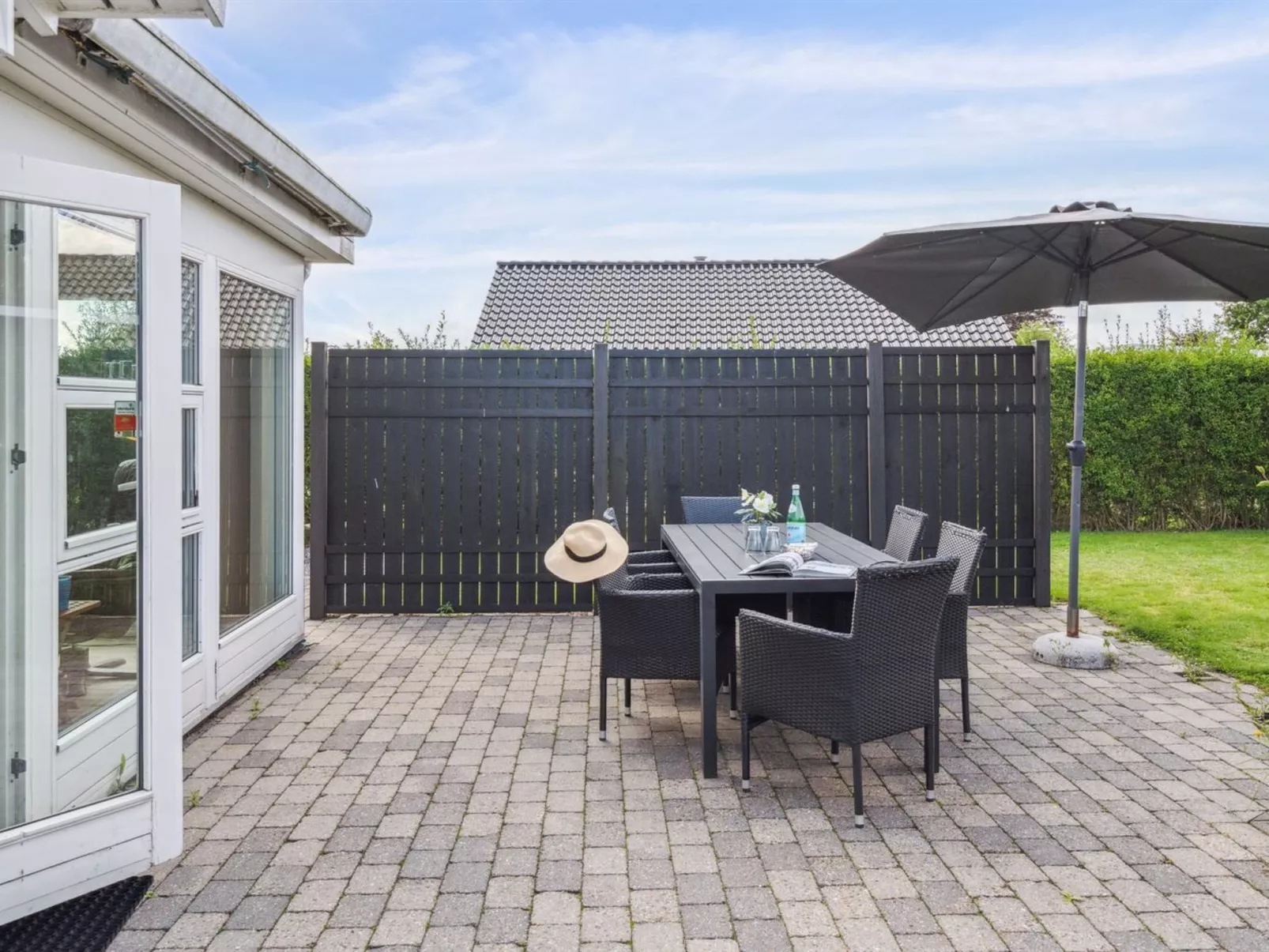 "Mena" - 200m from the sea-Buiten