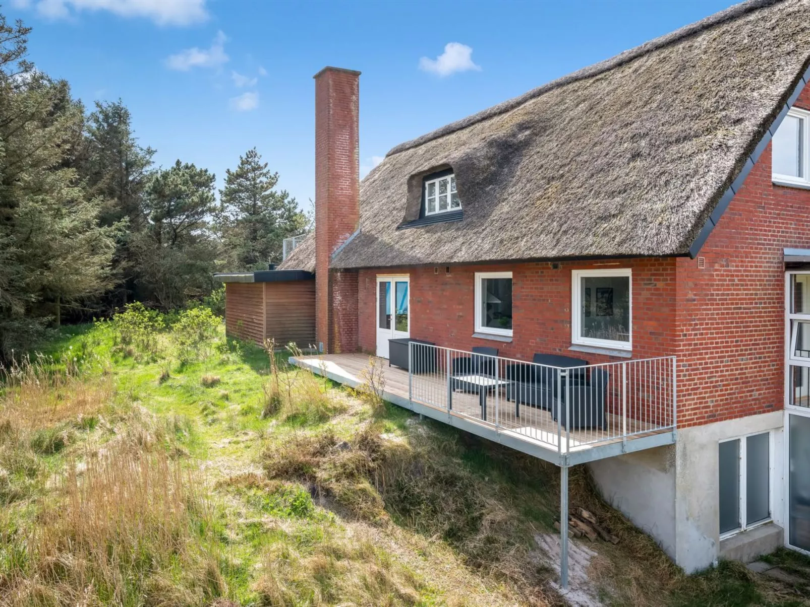 "Irlin" - 800m from the sea-Buiten