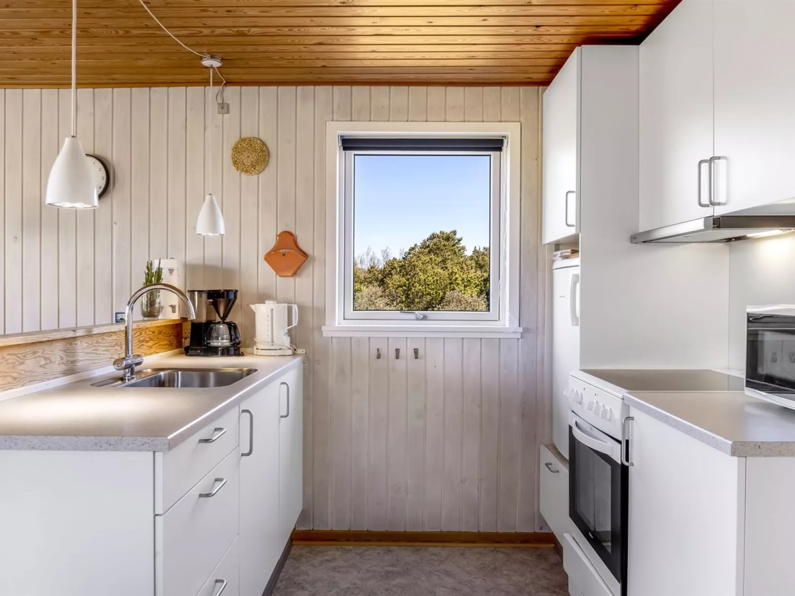 "Sara" - 2.5km from the sea-Binnen