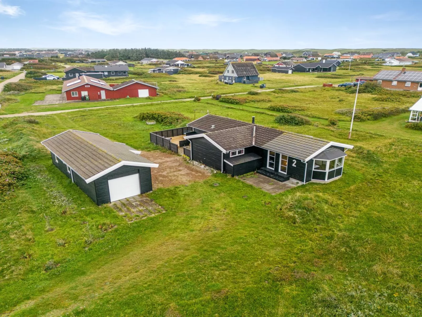 "Viveka" - 500m from the sea-Buiten