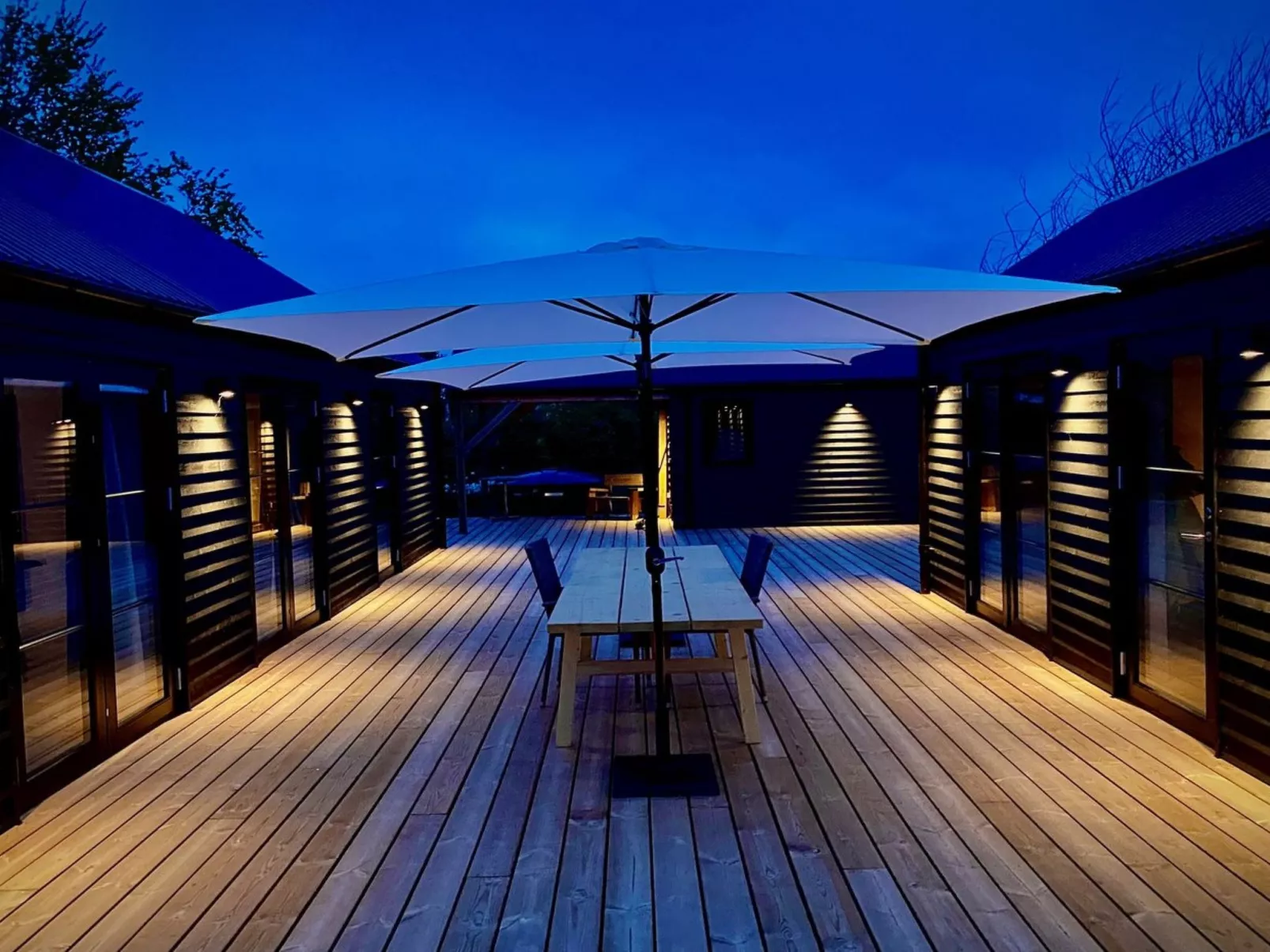 "Henrik" - 100m from the sea-Buiten