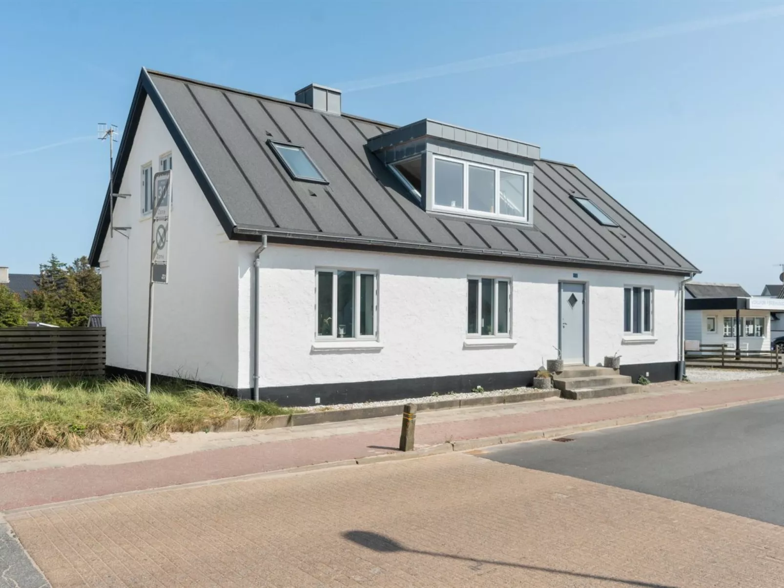 "Thilla" - 100m from the sea-Buiten