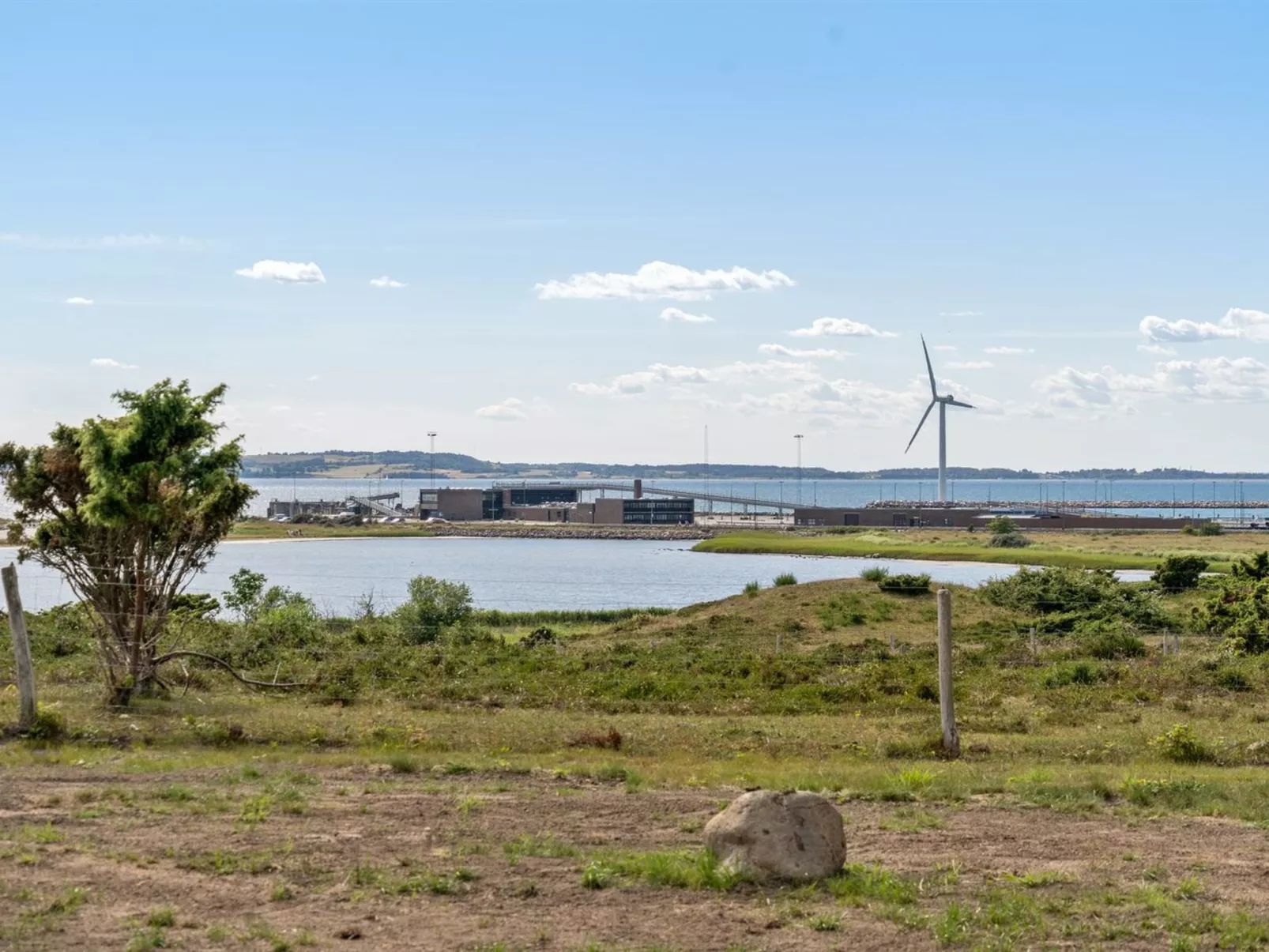 "Rickmer" - 200m from the sea-Buiten