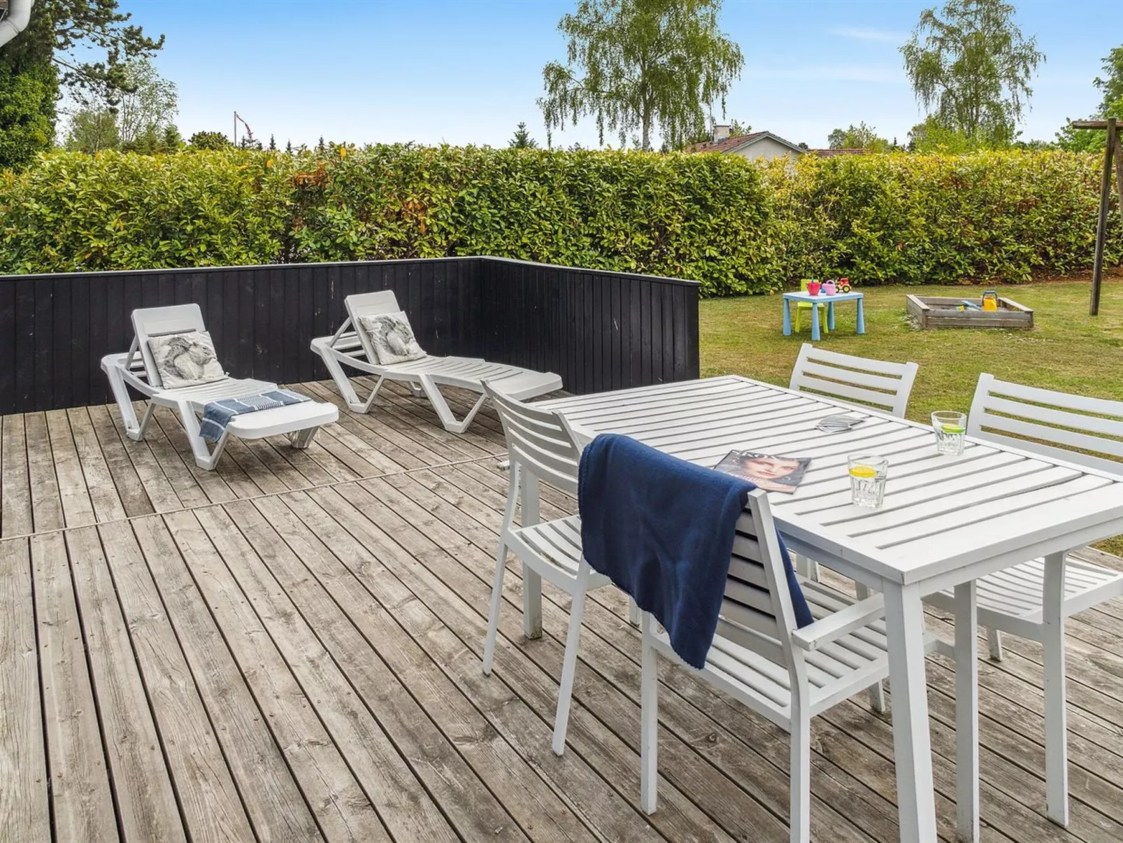 "Hallveig" - 1.1km from the sea-Buiten