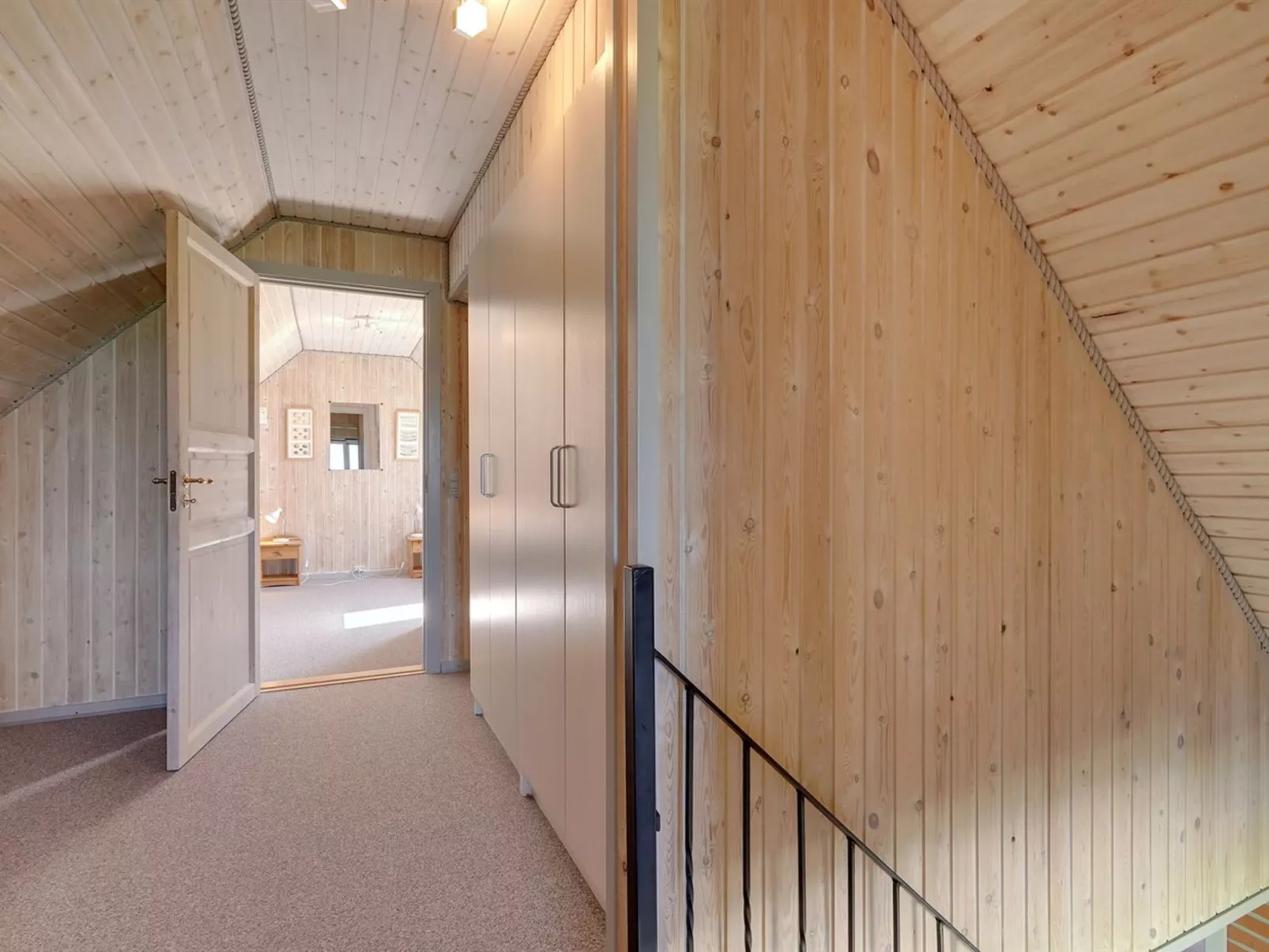 "Helfrida" - 350m from the sea-Binnen