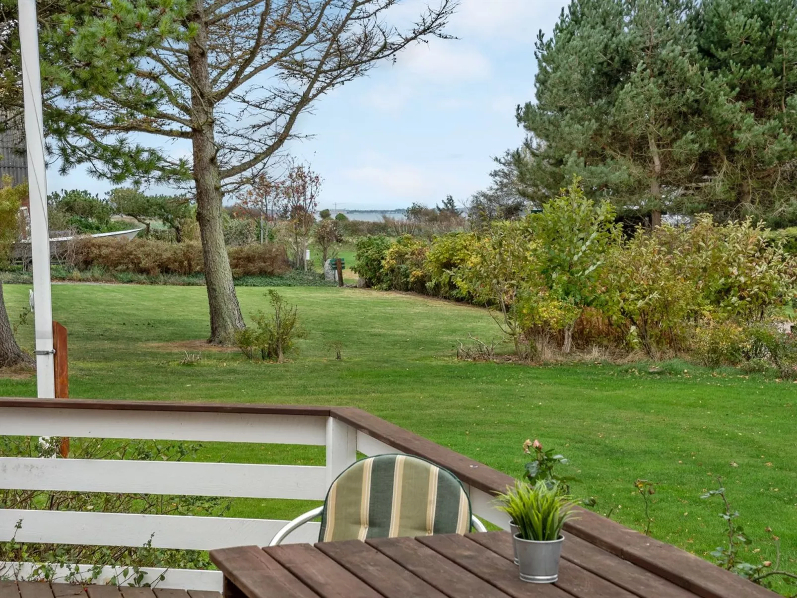 "Hjalmine" - 250m from the sea-Buiten