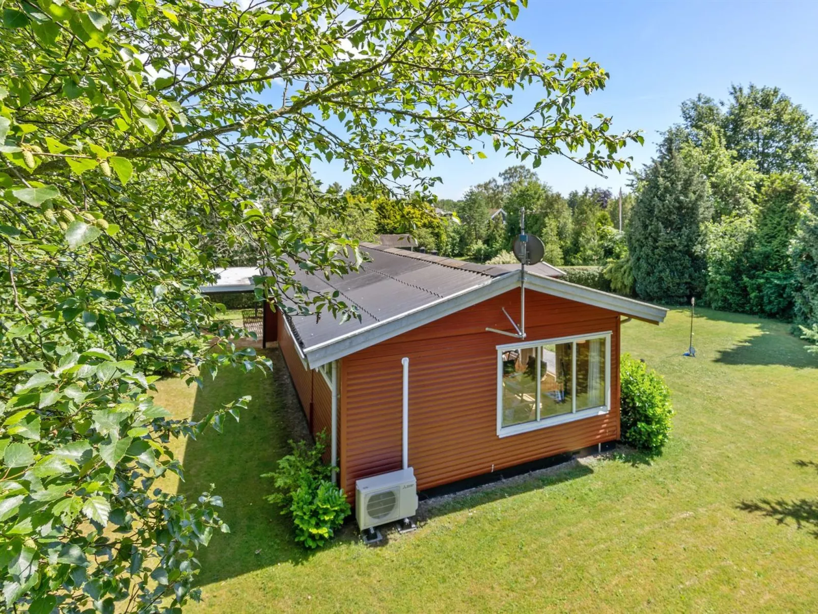 "Hege" - 450m from the sea-Buiten