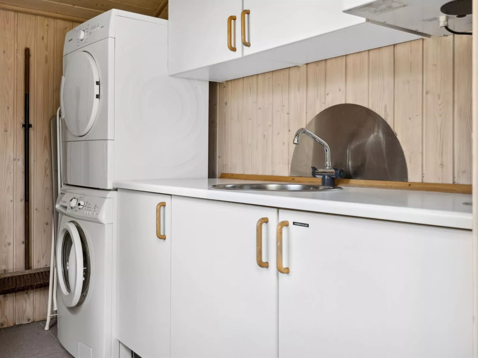 "Karitte" - 5km from the sea-Binnen