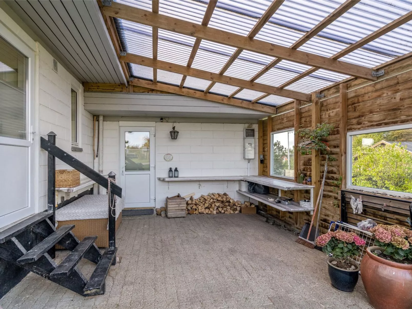 "Tomine" - 500m to the fjord-Buiten