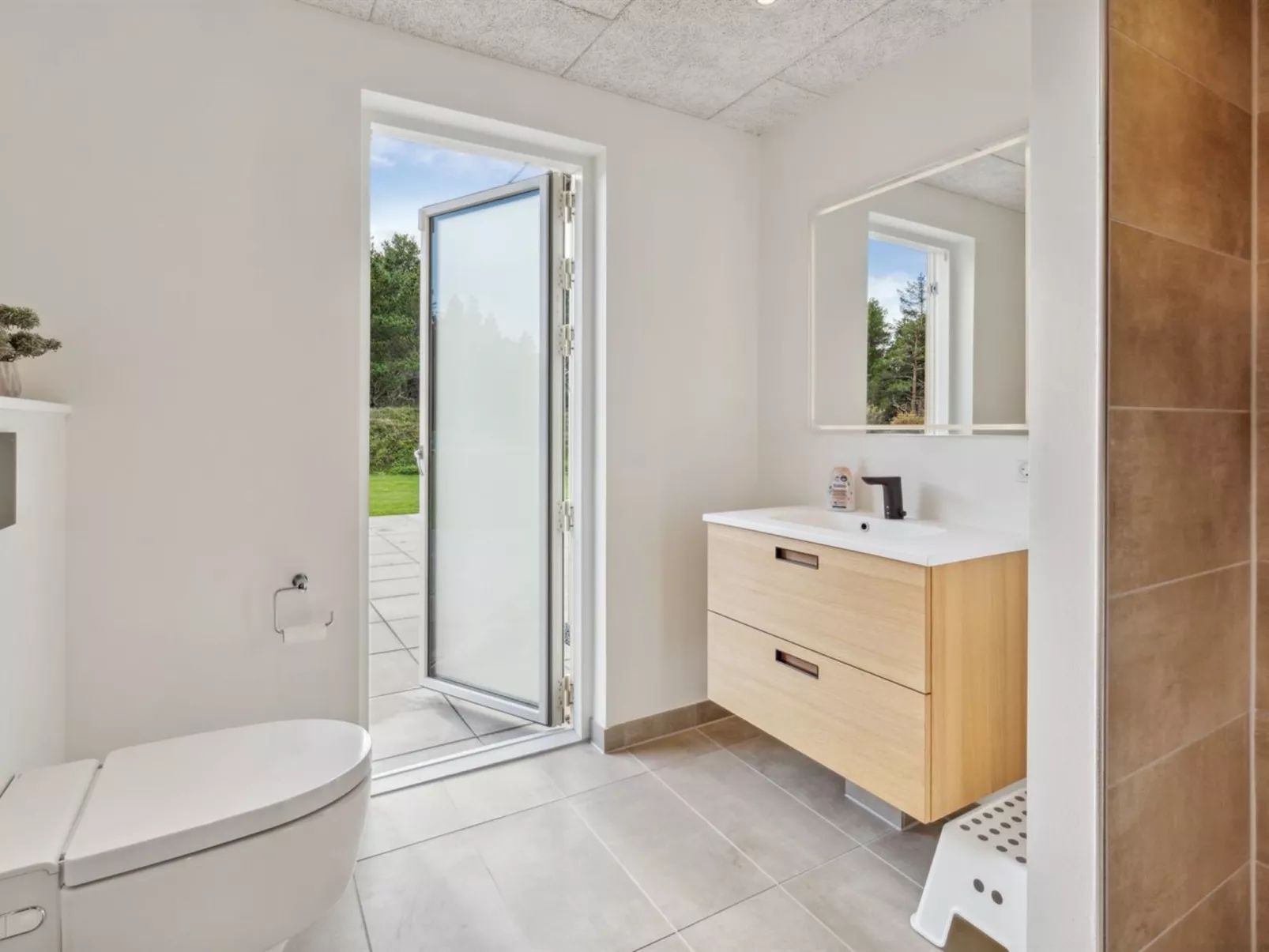 "Makedon" - 4.5km from the sea-Binnen