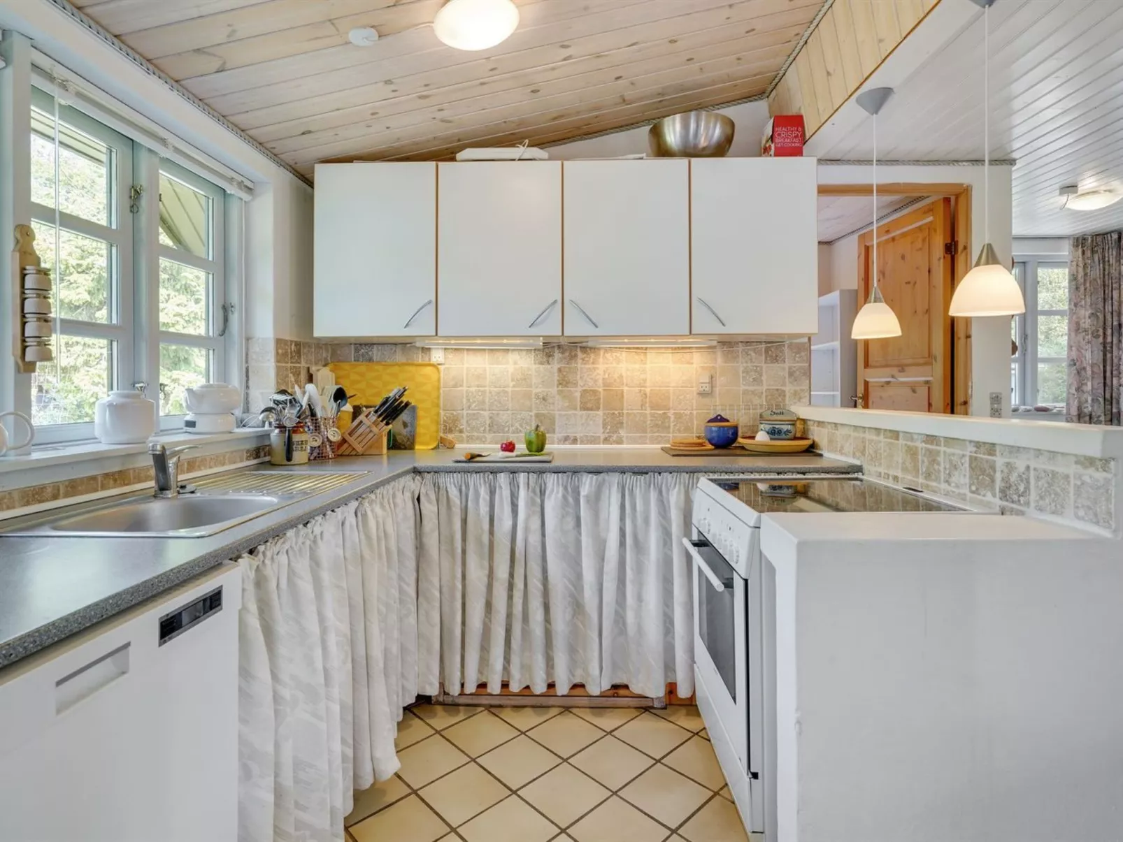 "Sini" - 300m from the sea-Binnen