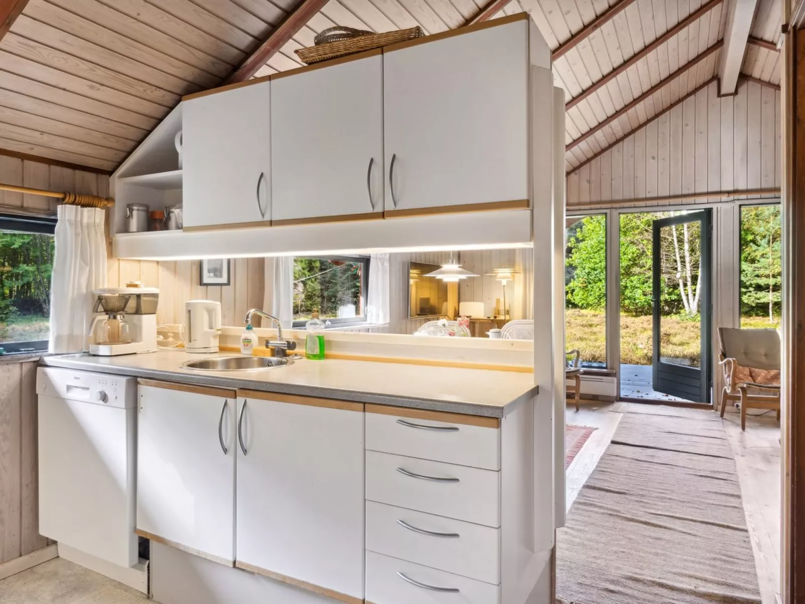 "Esteri" - 800m from the sea-Binnen