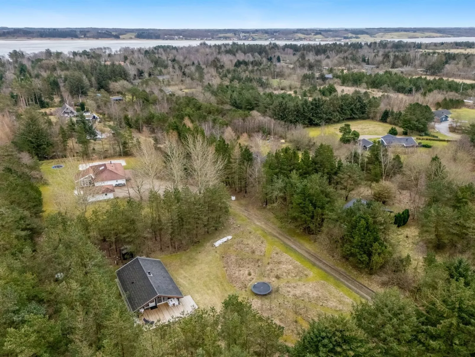 "Aman" - 700m to the fjord-Buiten