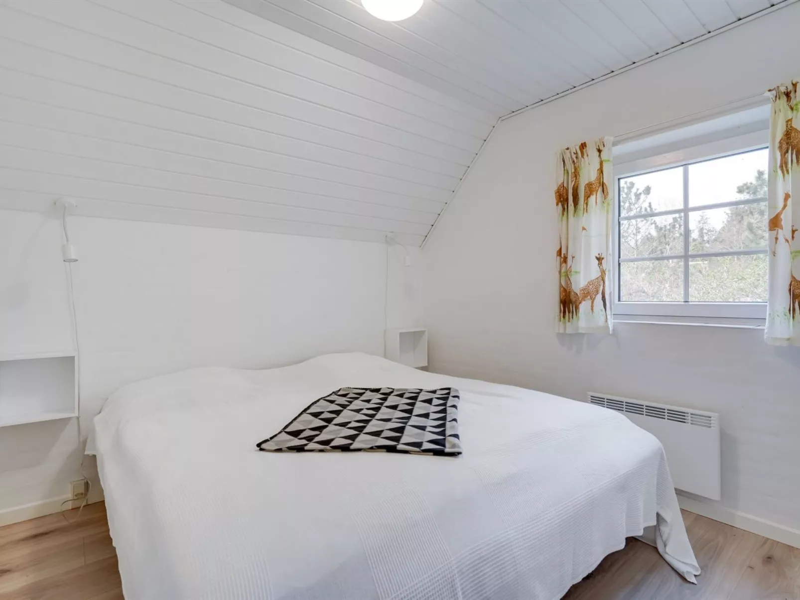 "Ferhat" - 2.9km from the sea-Binnen