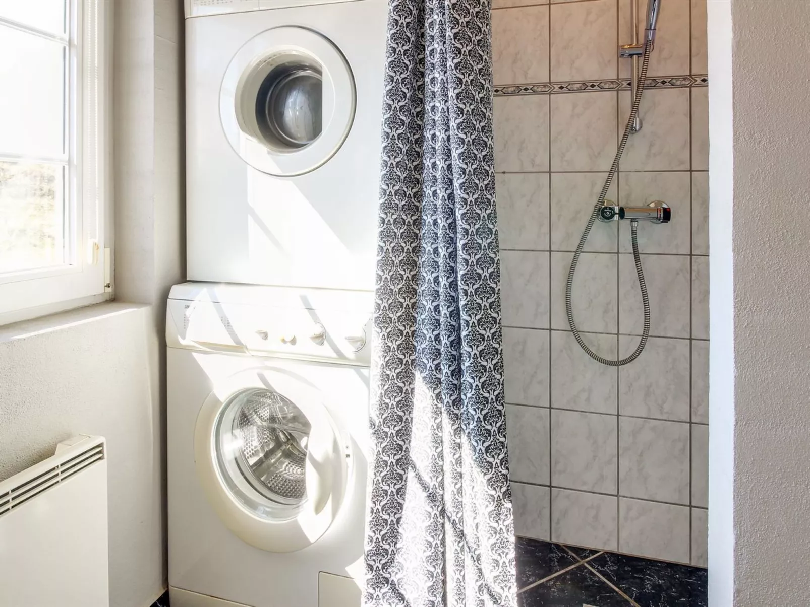 "Karlina" - 100m from the sea-Binnen