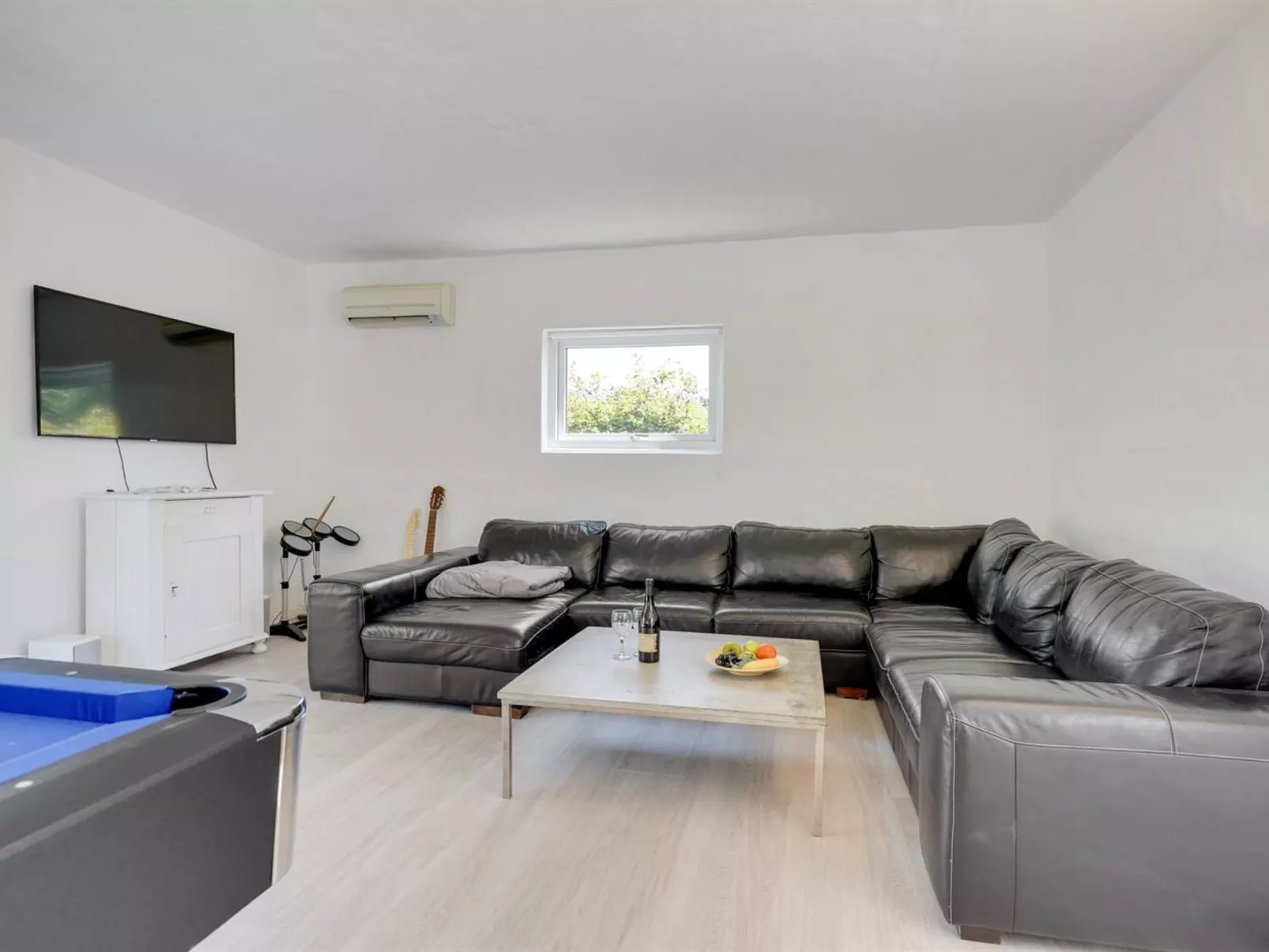 "Ilda" - 250m from the sea-Binnen