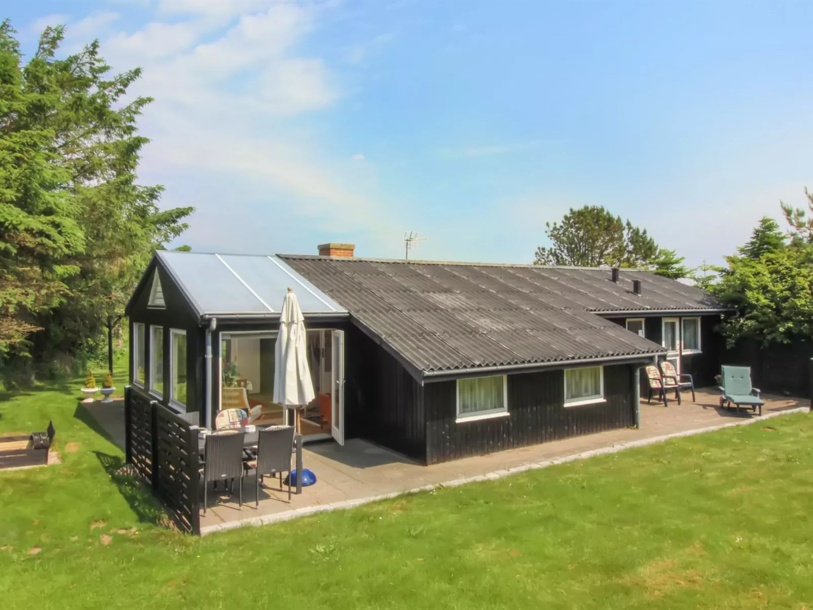 "Arben" - 900m from the sea-Buiten