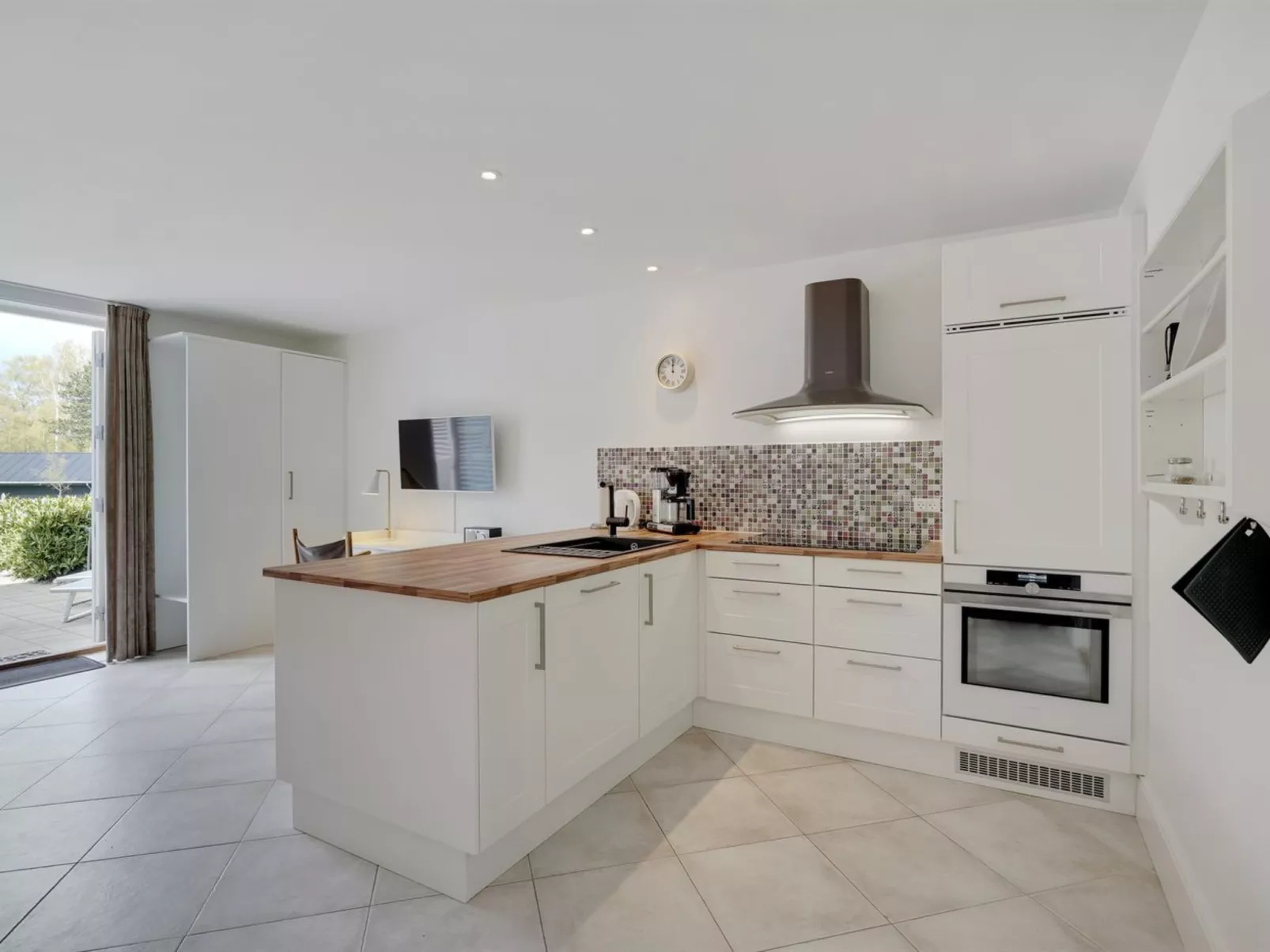 "Aamunde" - 100m from the sea-Binnen