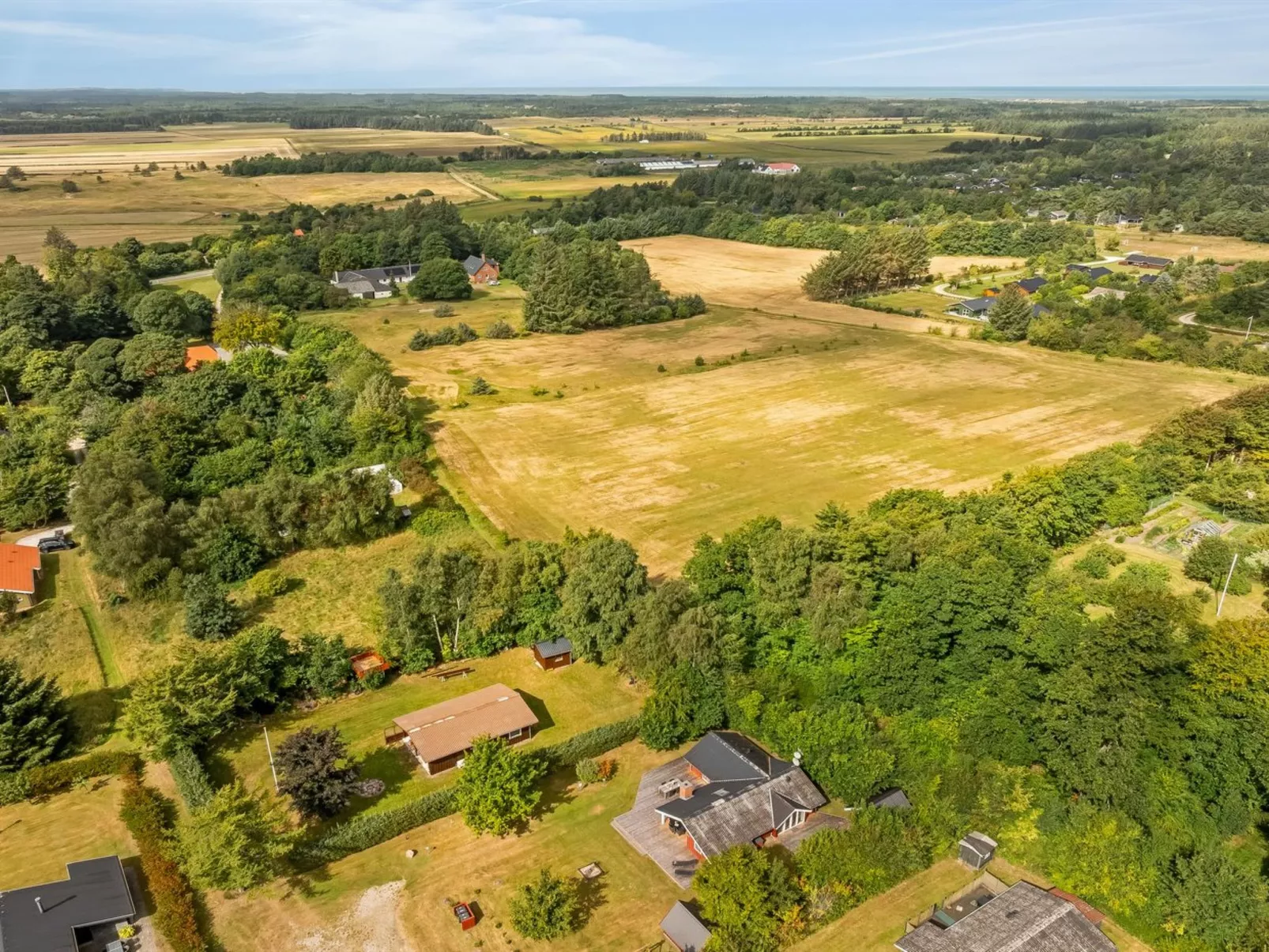 "Thurir" - 4km from the sea-Buiten