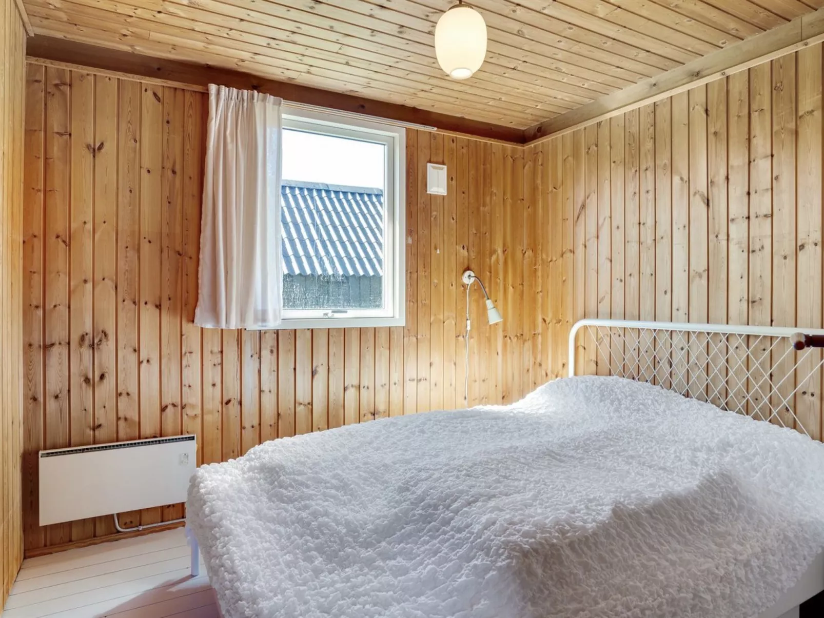 "Julla" - 1.5km from the sea-Binnen