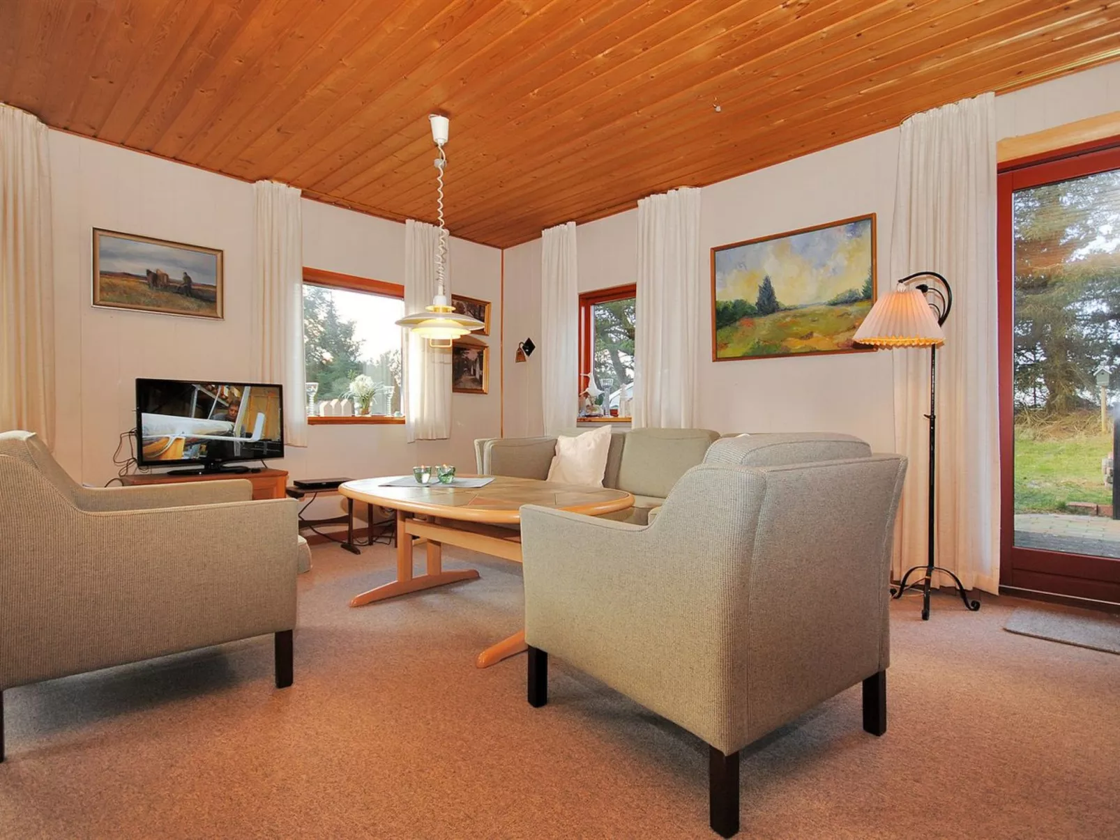 "Palle" - 2km from the sea-Binnen