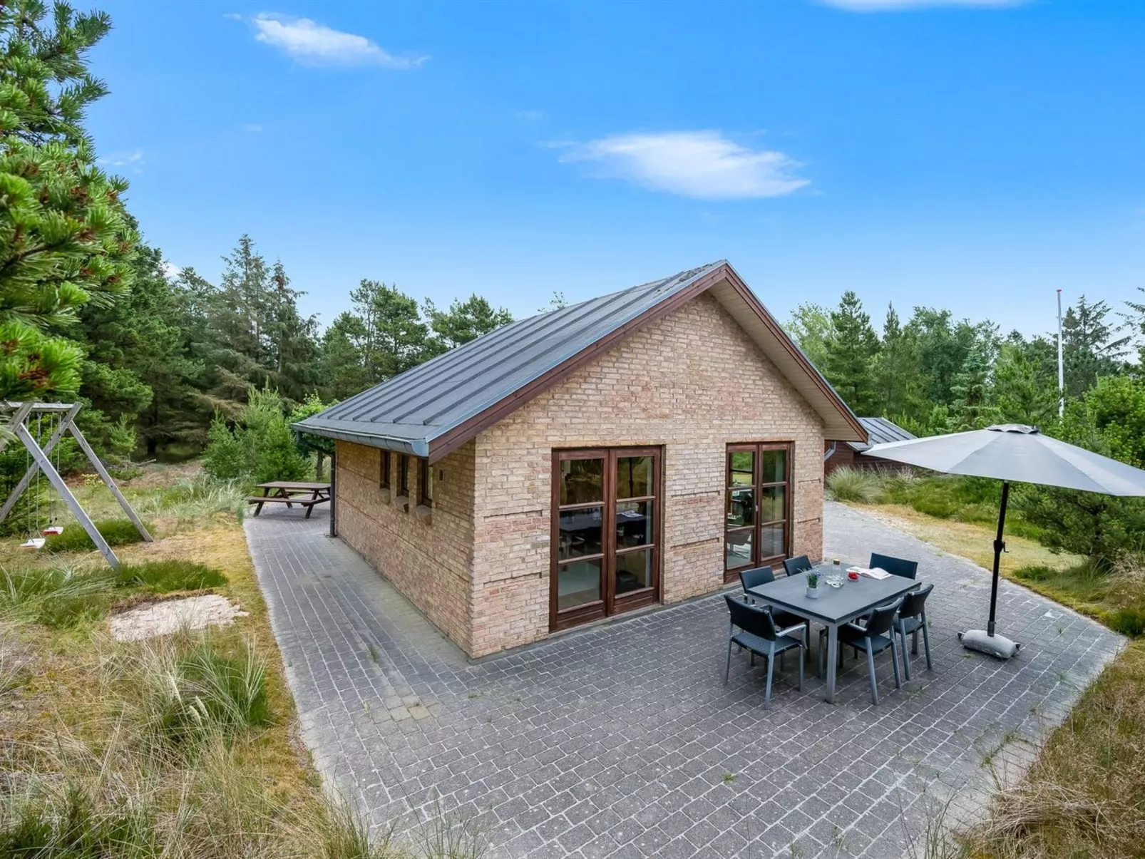 "Thormar" - 1.5km from the sea-Buiten