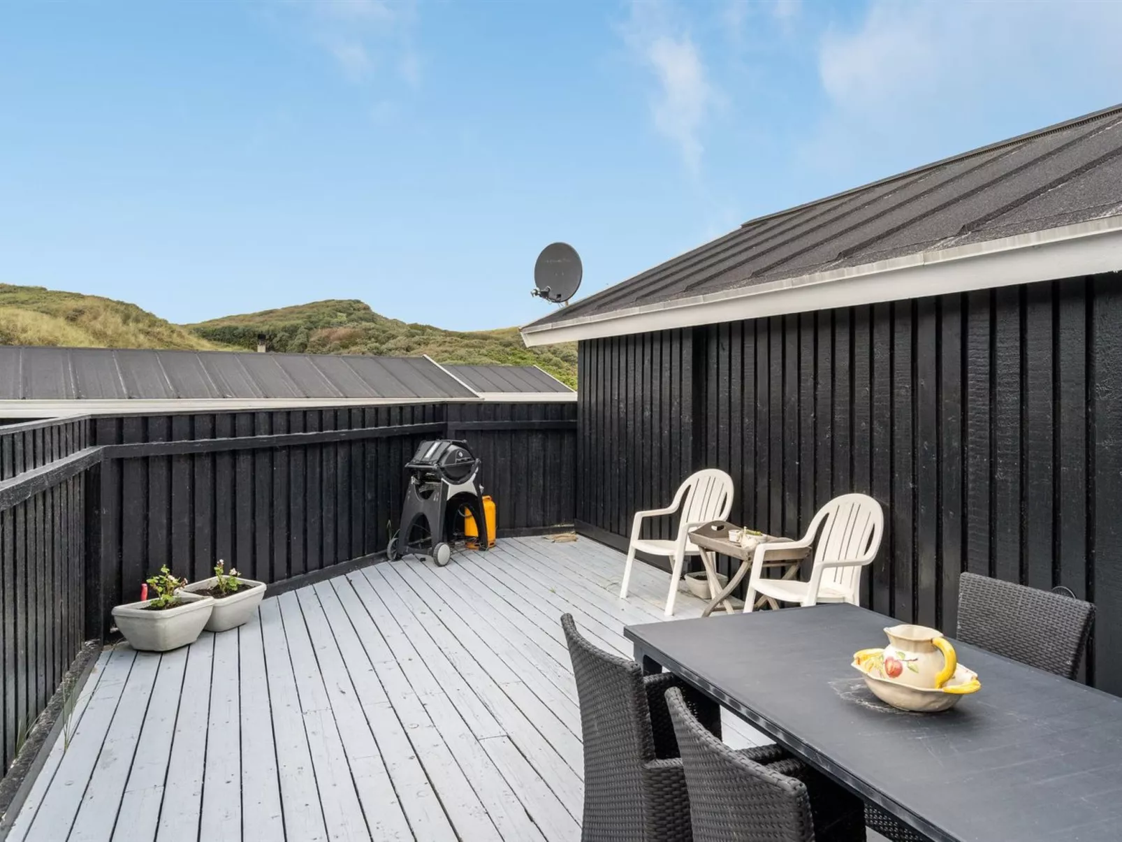 "Arwen" - 200m from the sea-Buiten