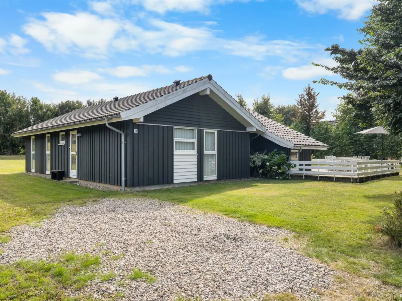 "Ønevus" - 550m from the sea-Buiten