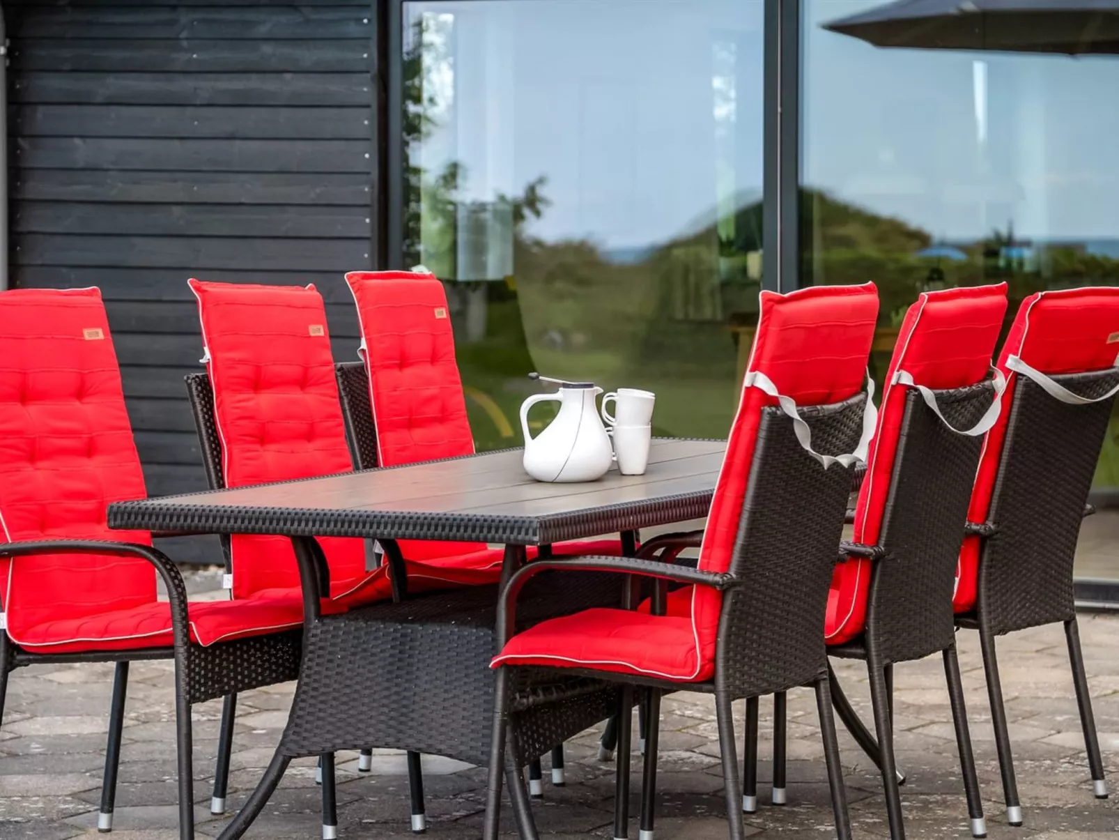 "Emin" - 100m from the sea-Buiten