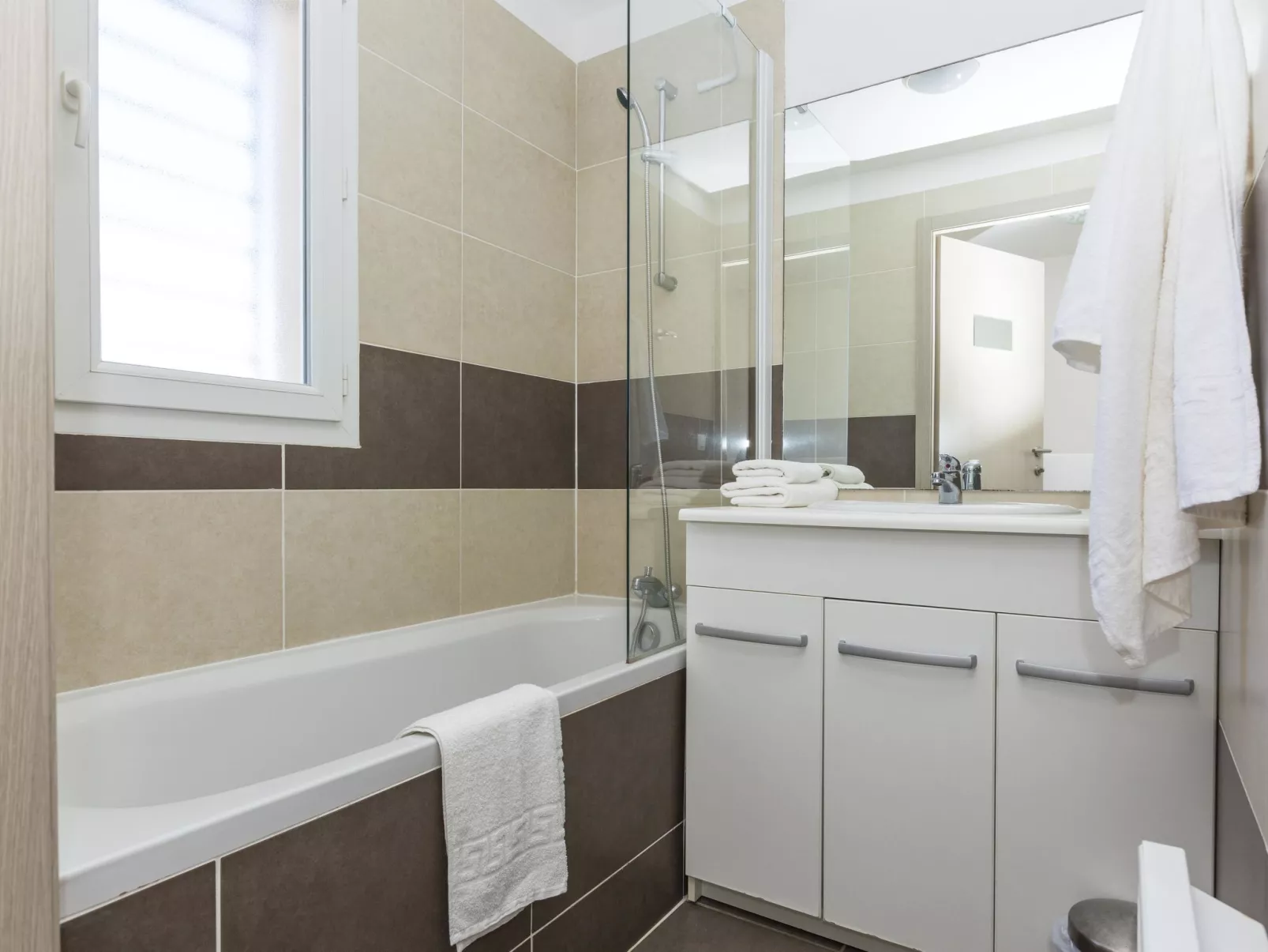 Odalys Référence Les Villas Bel Godère-Binnen