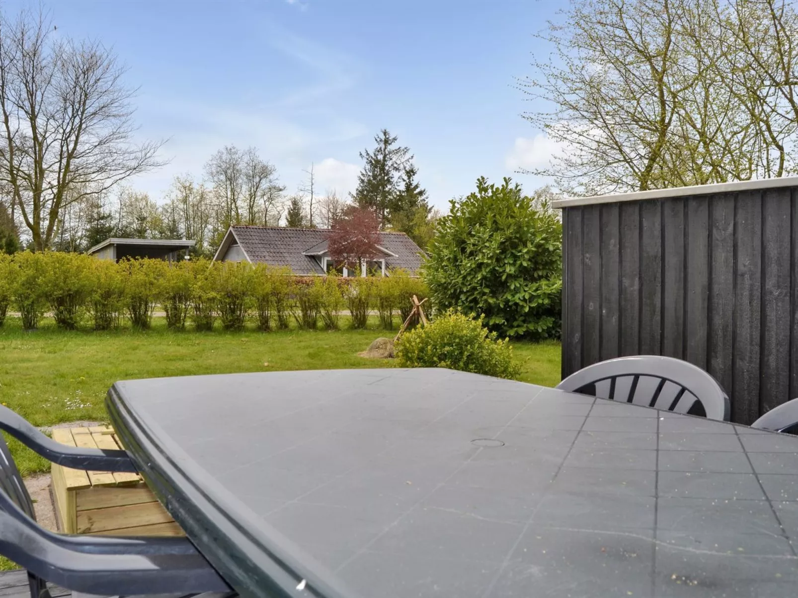 "Anninka" - 28km from the sea-Buiten