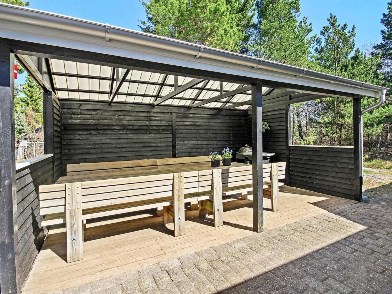 "Jensen" - 700m to the fjord-Buiten