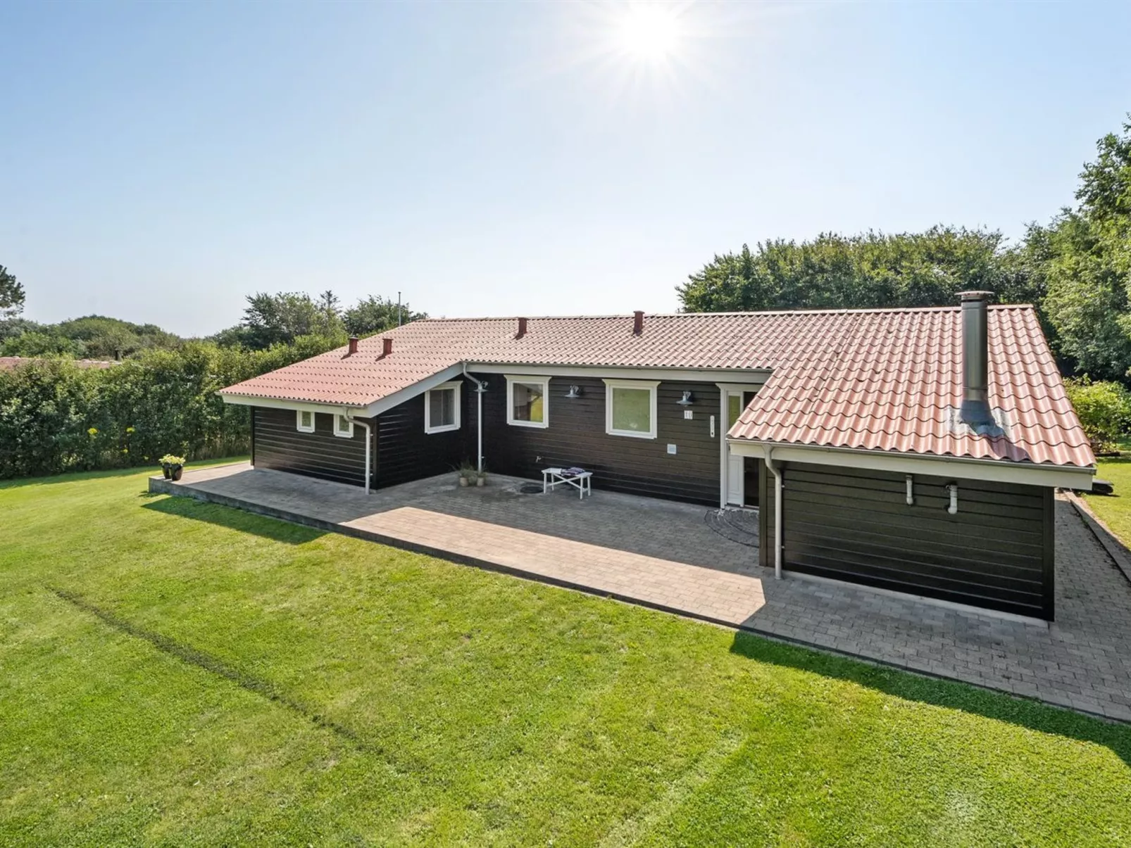 "Kai" - 500m to the fjord-Buiten